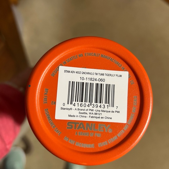 Stanley 40 oz. - Picture 3 of 5